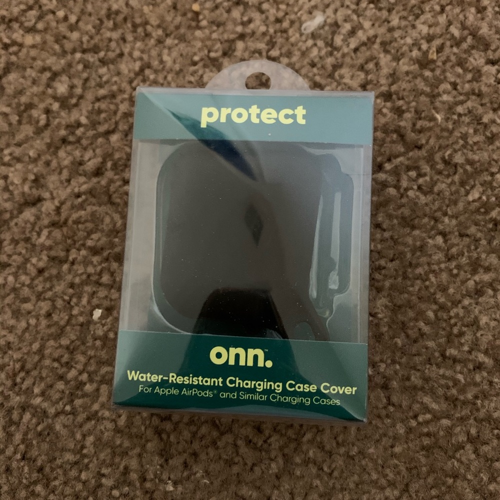 Charging case cover for AirPods pro & similar NIB